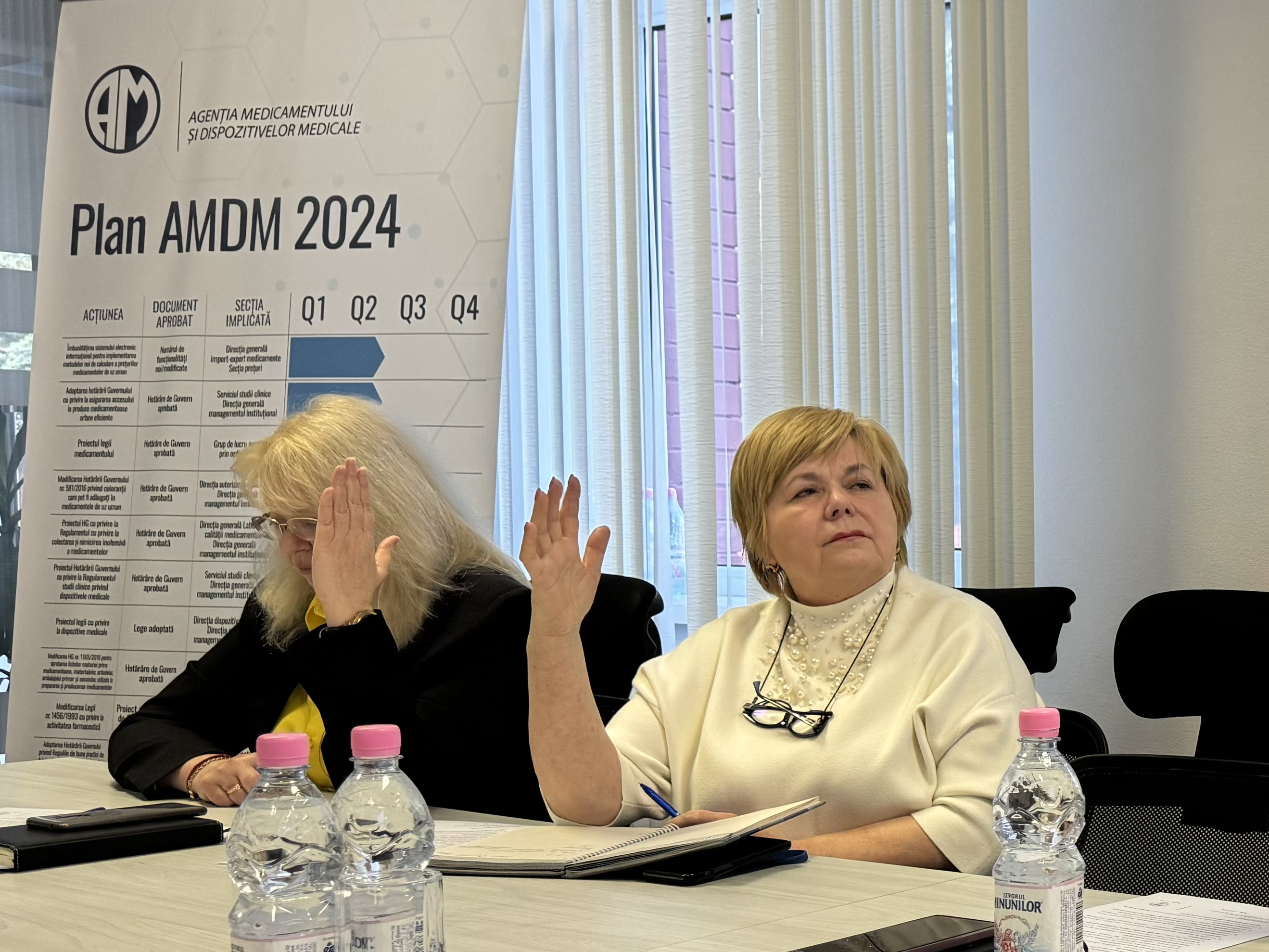 | AMDM